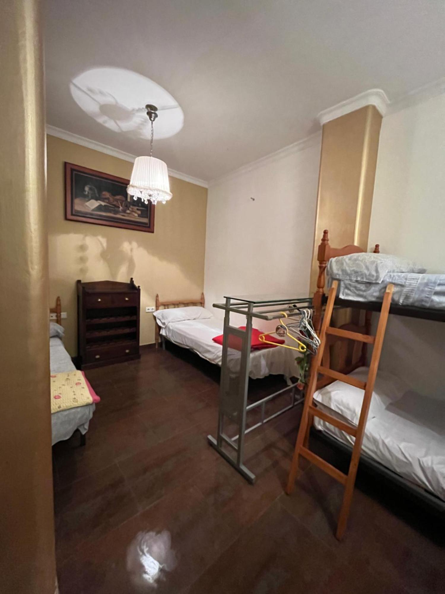 Apartamento En Pleno Centro De Marchena 3 Dormitorios 3 Banos Privados 外观 照片